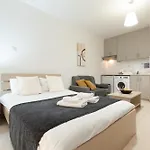 Tiffany Apartament *