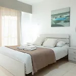 Tiffany Larnaca