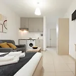 Tiffany City Apartment *
